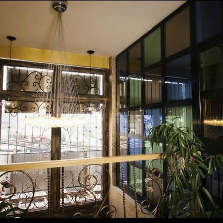 Golden Bed Addis Hotel Buitenkant foto